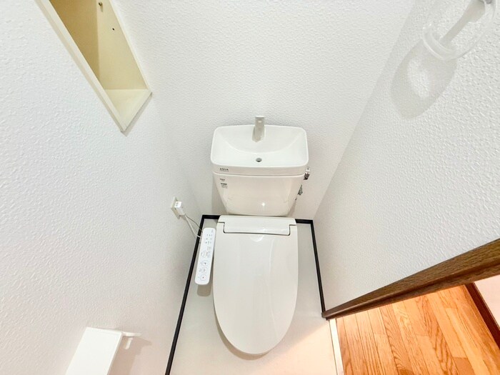 物件内観写真15　(トイレ)