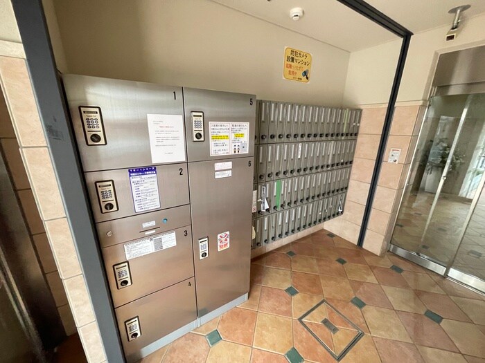 物件外観写真4　(建物設備)