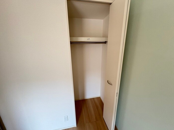 物件内観写真16　(収納)