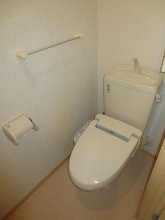 物件内観写真12　(トイレ)