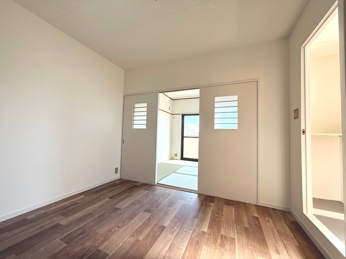 物件内観写真11　(居室)