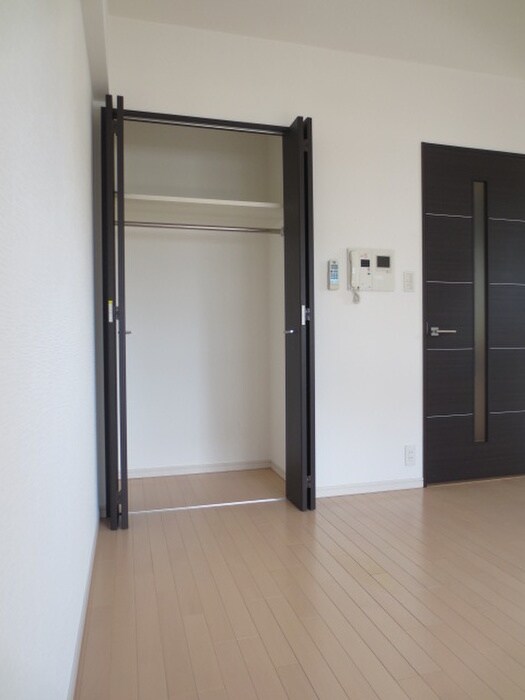 物件内観写真7　(収納)