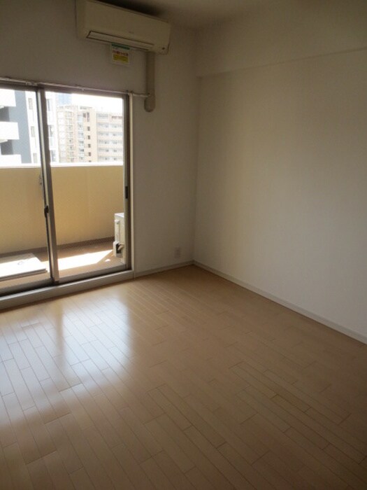 物件内観写真13　(居室)