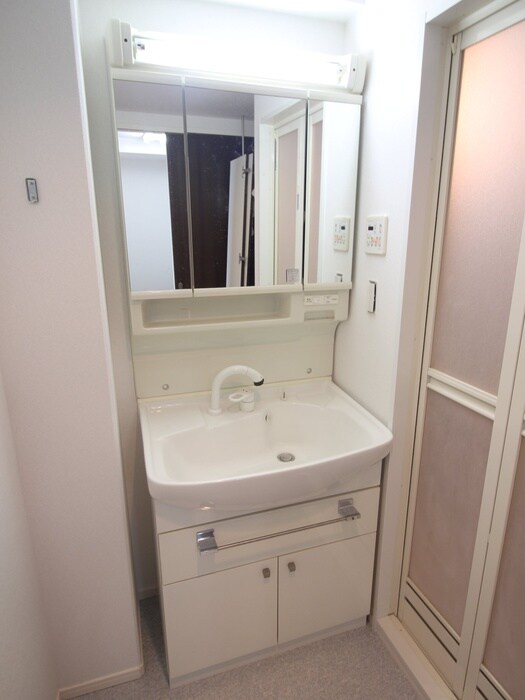 物件内観写真8　(洗面)