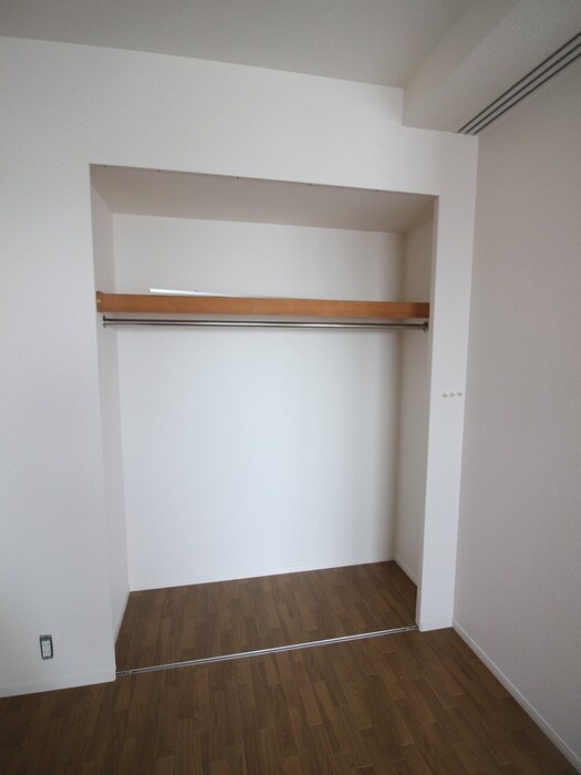 物件内観写真12　(収納)