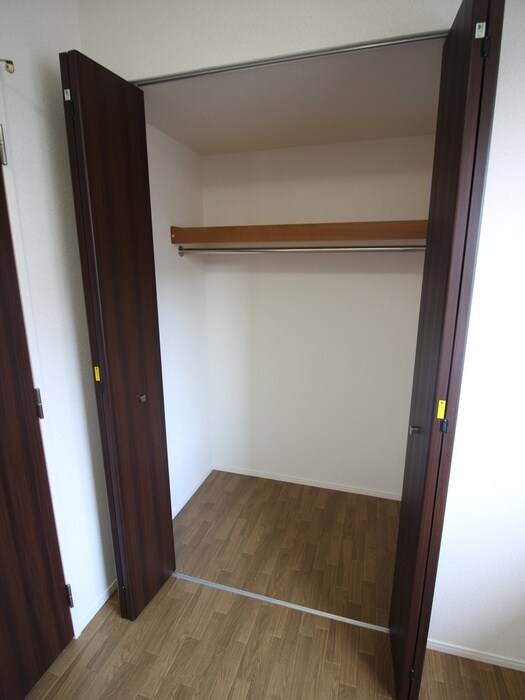 物件内観写真13　(収納)