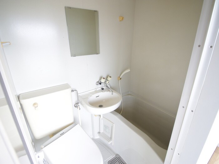 物件内観写真12　(バス／シャワールーム等)