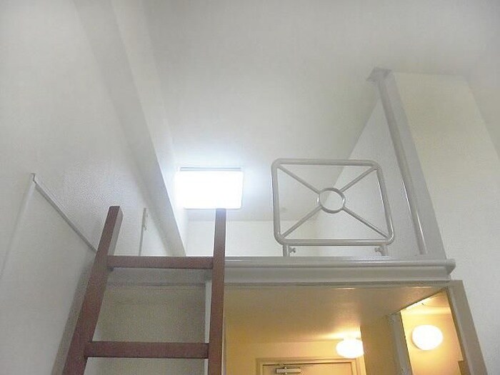 物件内観写真12　(ロフト)