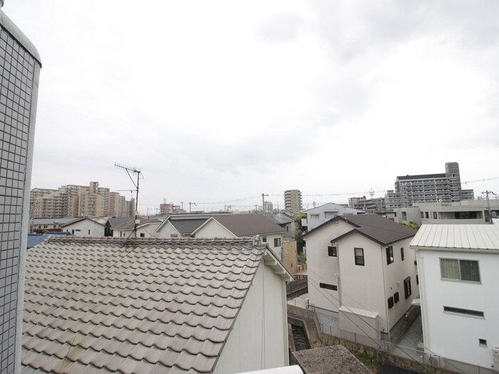 物件内観写真22　(室内からの展望)