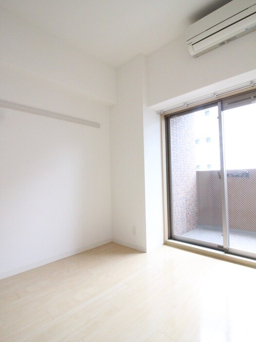 物件内観写真15　(居室)