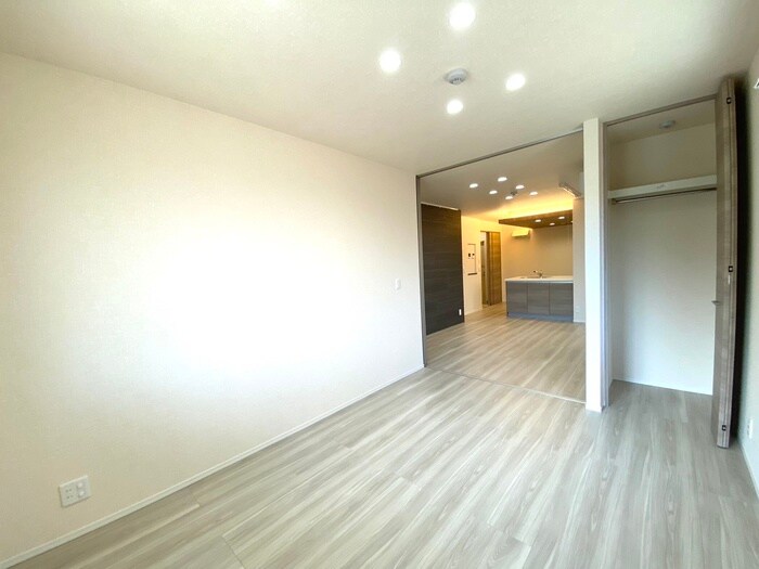 物件内観写真9　(居室)