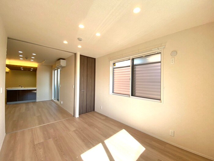 物件内観写真10　(居室)