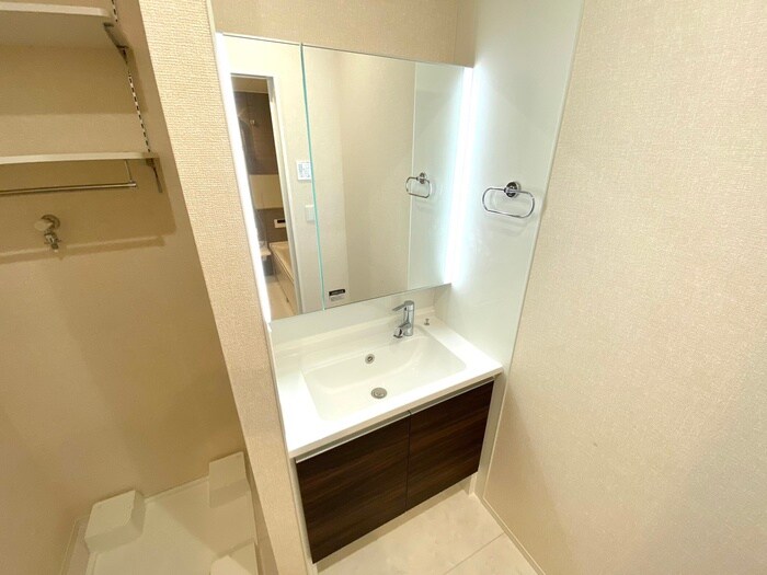 物件内観写真14　(洗面)