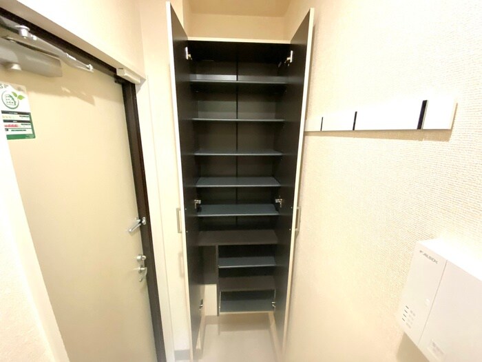 物件内観写真21　(収納)