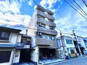 マンションロ－レル外観写真
