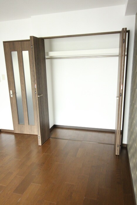 物件内観写真15　(収納)