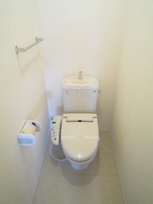 物件内観写真9　(トイレ)