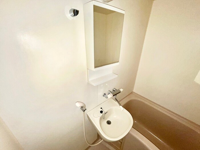 物件内観写真10　(洗面)