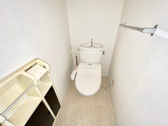 物件内観写真11　(トイレ)