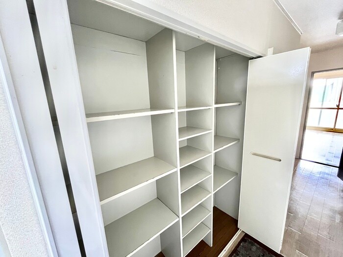 物件内観写真14　(収納)