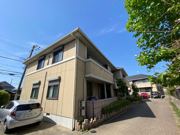 物件外観写真5　(外観写真)