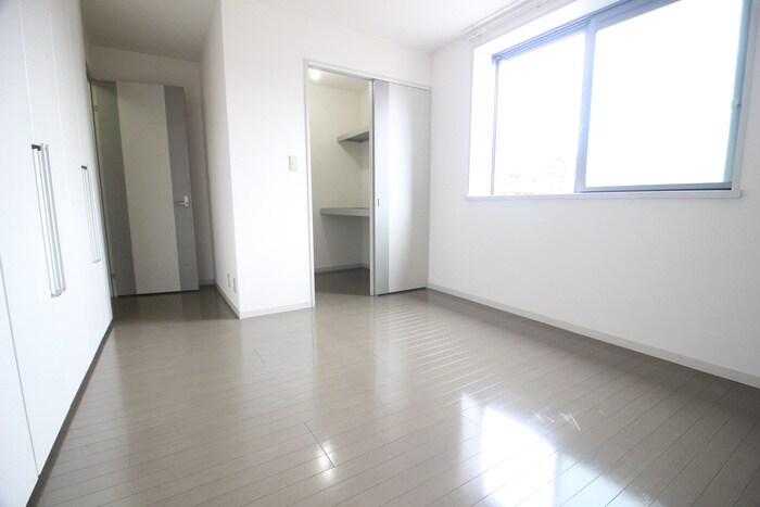 物件内観写真12　(居室)