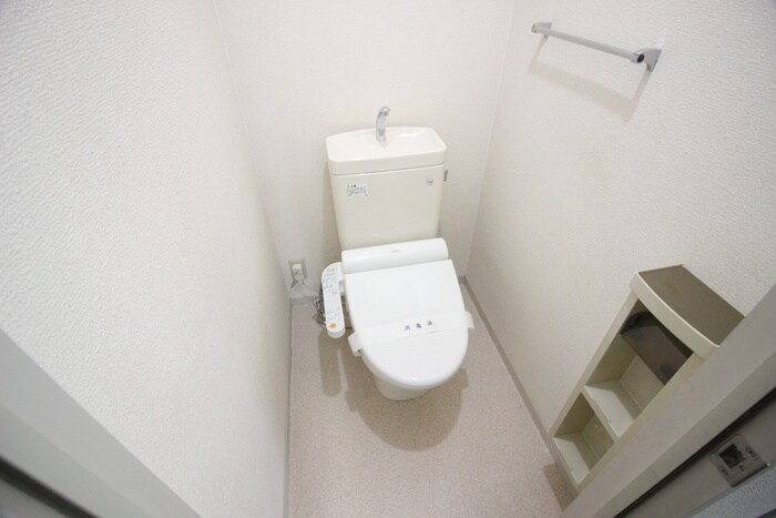 物件内観写真15　(トイレ)