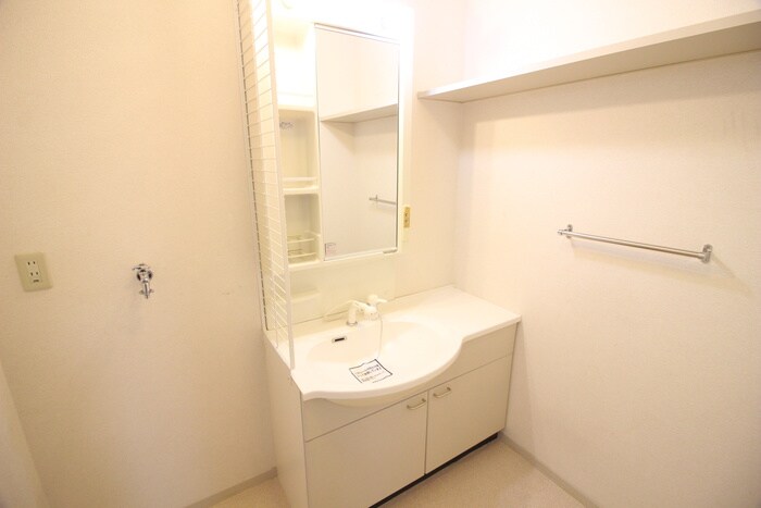 物件内観写真16　(洗面)