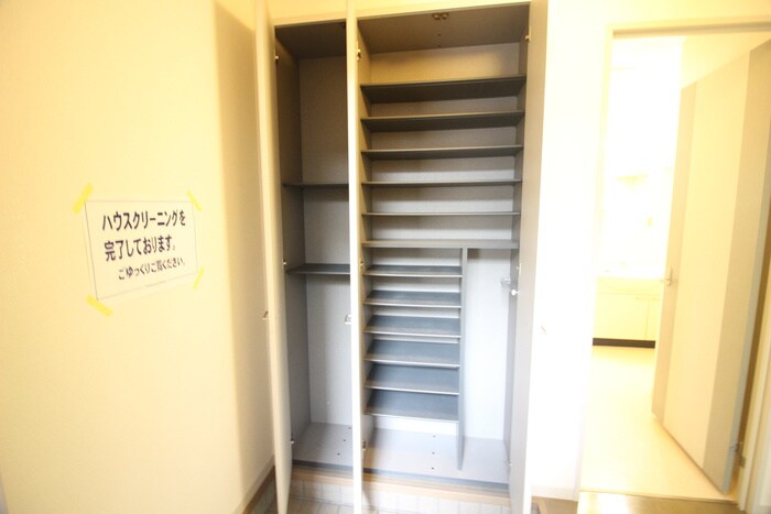 物件内観写真21　(靴箱)