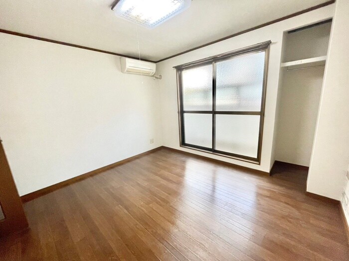 物件内観写真9　(居室)