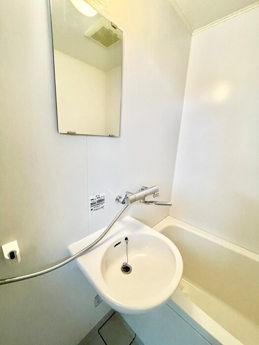 物件内観写真12　(洗面)