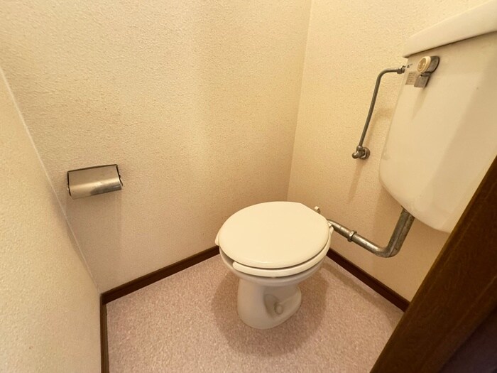 物件内観写真13　(トイレ)