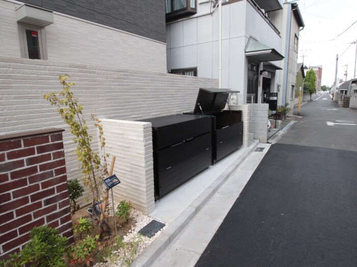 物件外観写真4　(建物設備)