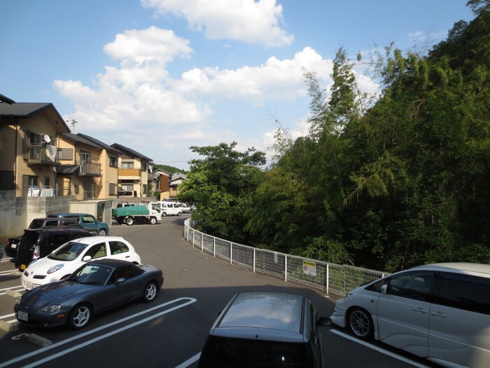 物件内観写真15　(室内からの展望)