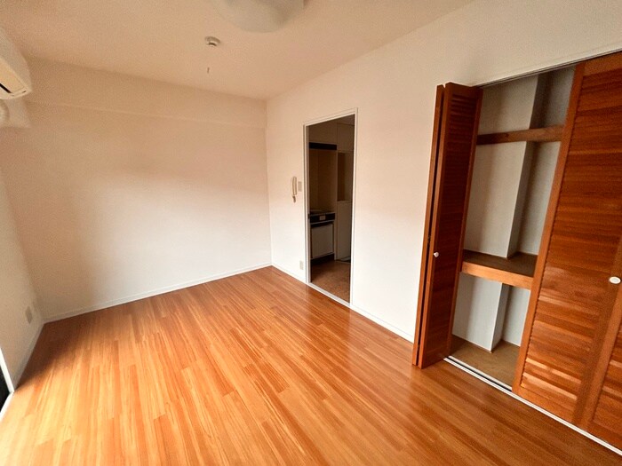 物件内観写真19　(居室)