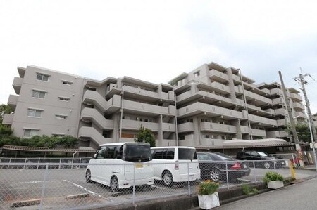 ﾊｲﾛｲﾔﾙ緑地公園ﾊﾟ-ﾄ2A棟(412)外観写真