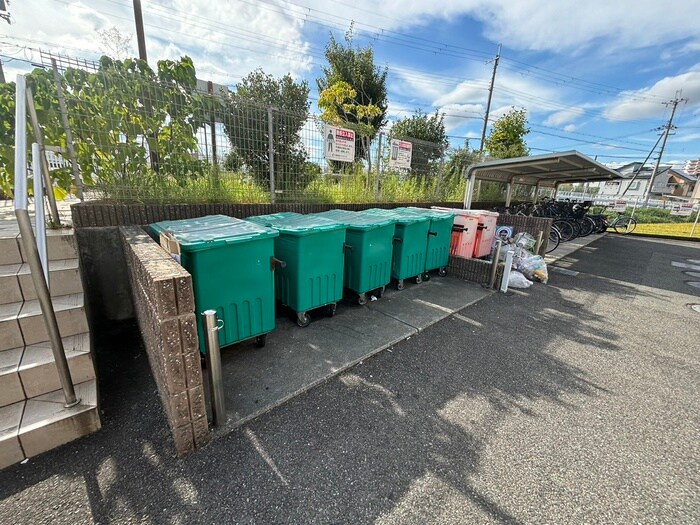 物件外観写真6　(建物設備)