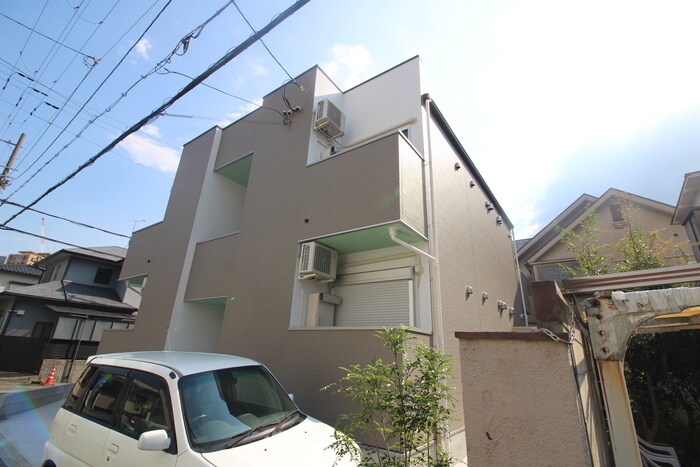 物件外観写真1　(外観写真)