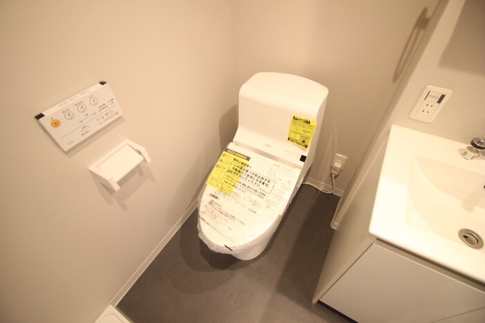 物件内観写真11　(トイレ)