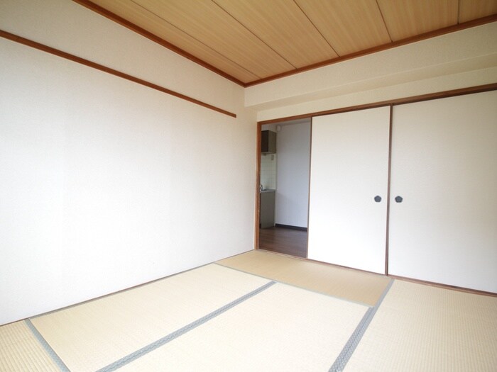 物件内観写真11　(居室)