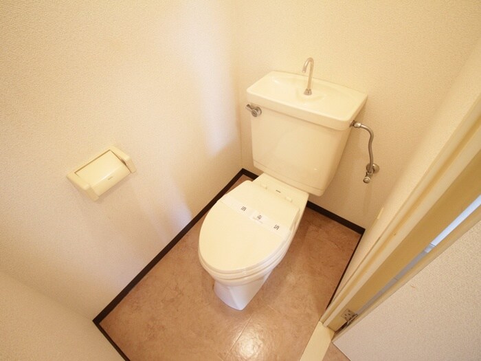 物件内観写真16　(トイレ)