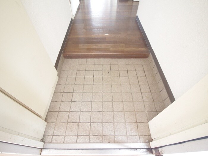 物件内観写真21　(玄関)