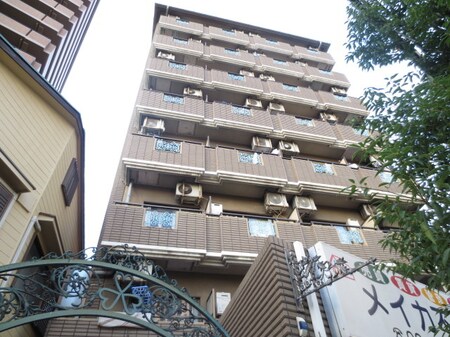 レアレア放出２０番館外観写真