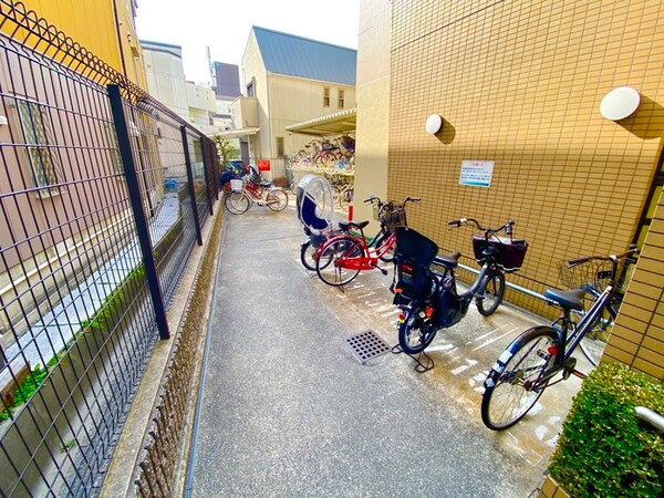 駐輪場