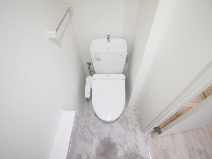 物件内観写真11　(トイレ)