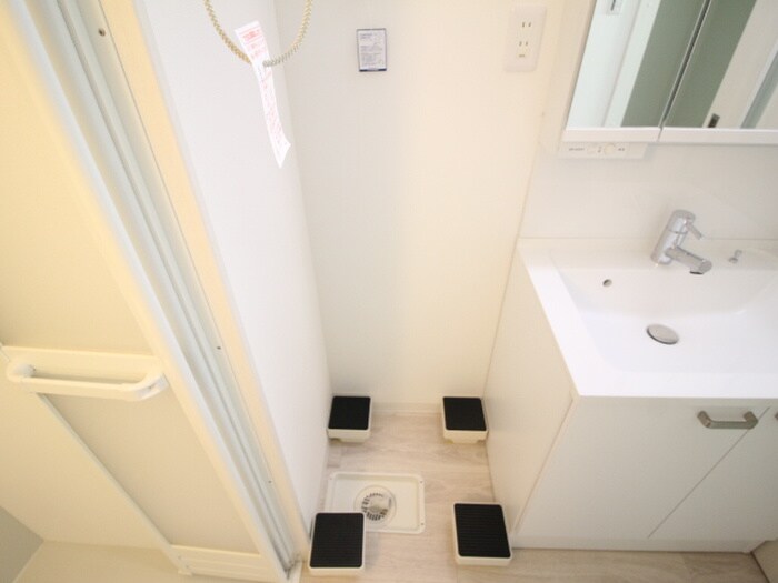 物件内観写真21　(洗濯機置場)