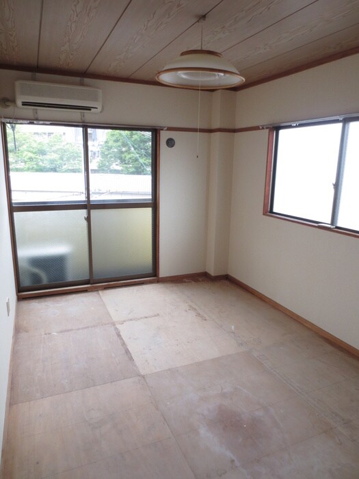 物件内観写真5　(居室)