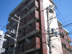 レアレア放出２２番館外観写真