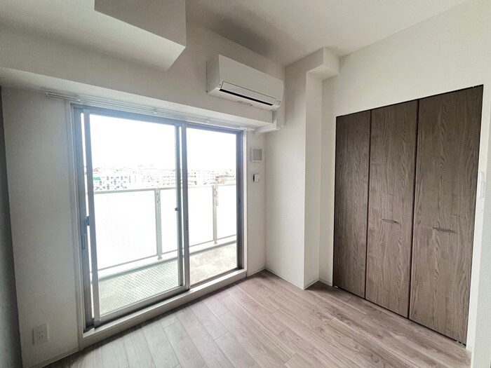 物件内観写真10　(居室)