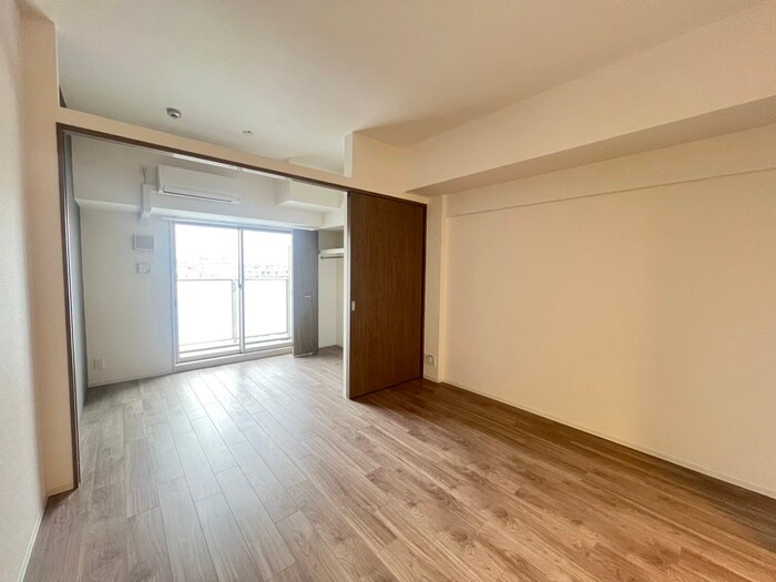 物件内観写真10　(居室)